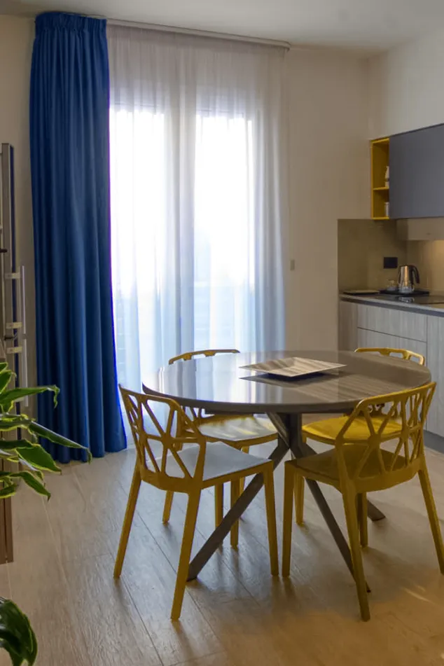 Iris Revoluta Apartments - 101 